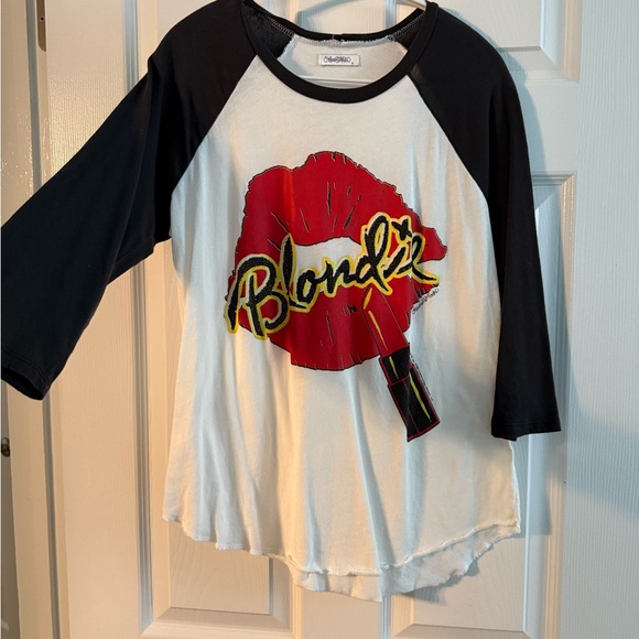 Lauren Moshi Size Small 3/4 Sleeve Blondie Graphic Raglan Tee - Picture 1 of 4